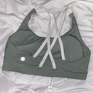 lulu lemon sports bra!